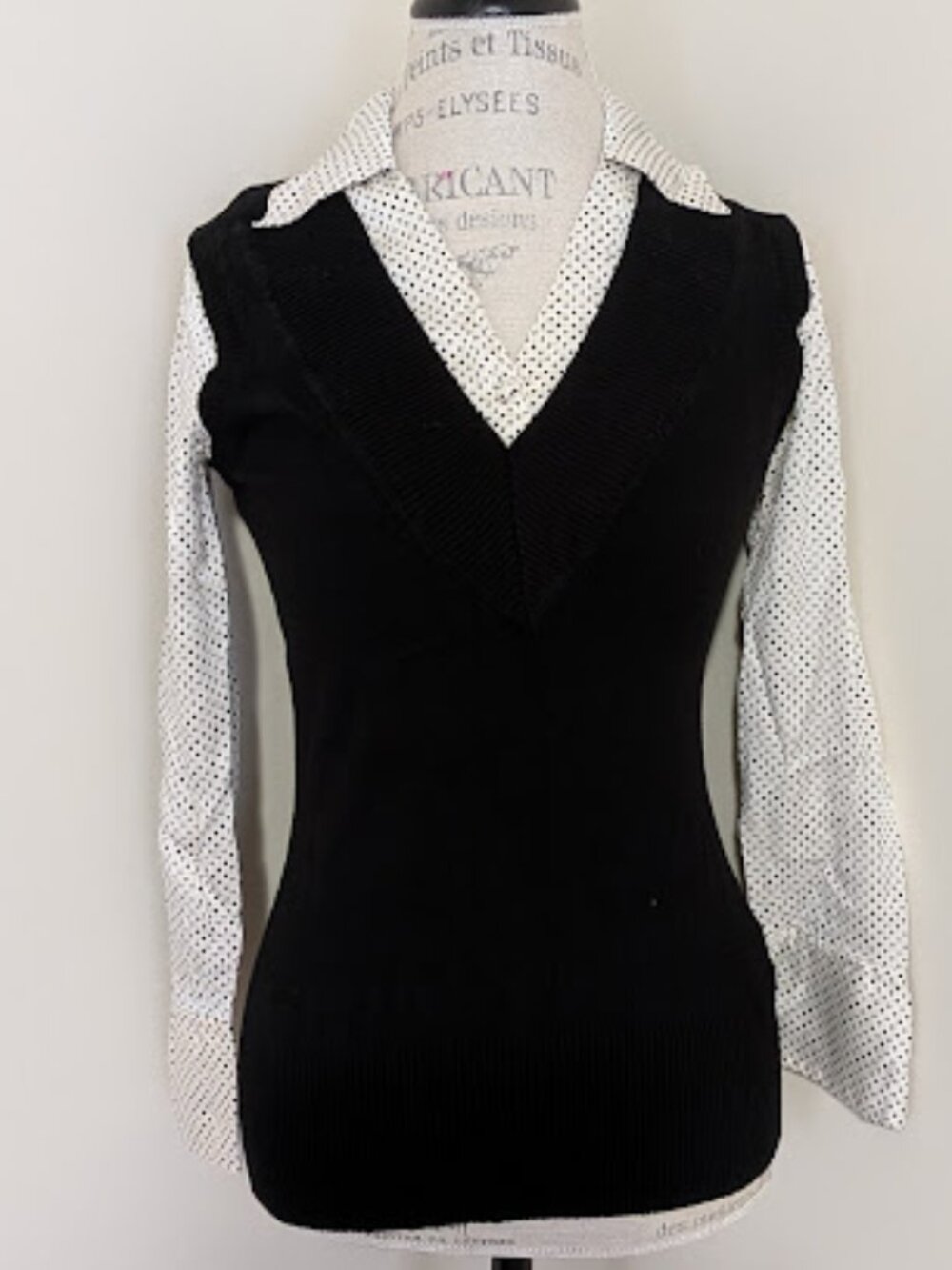 Nine West women's blouse/vest sweater Poka dot blouse